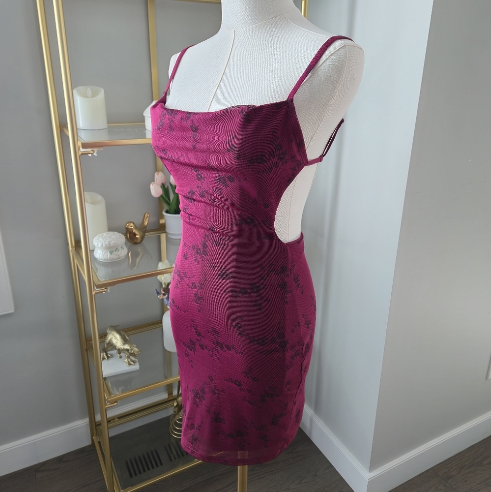 Elegant EUC Red And Black Floral Women's Dress